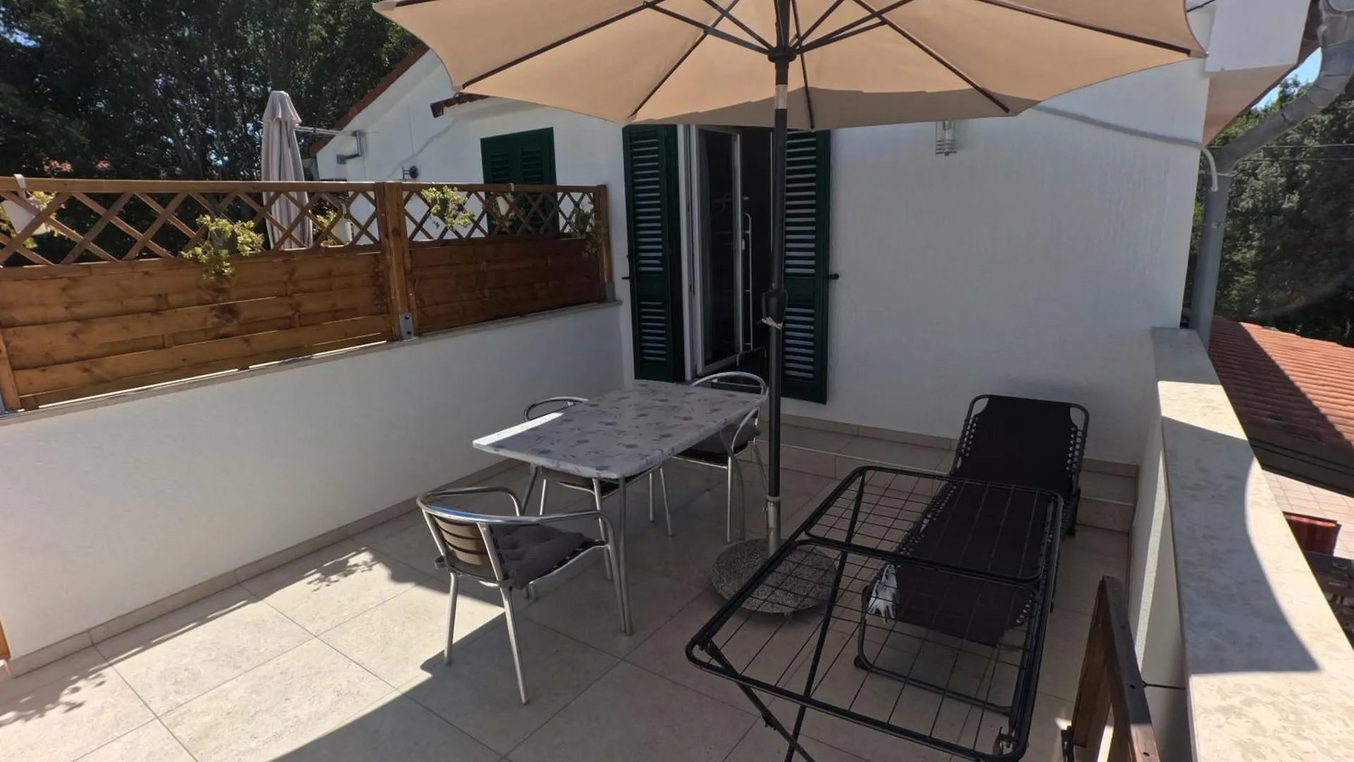 Apartmani Skrnjug Brzac Apartmán