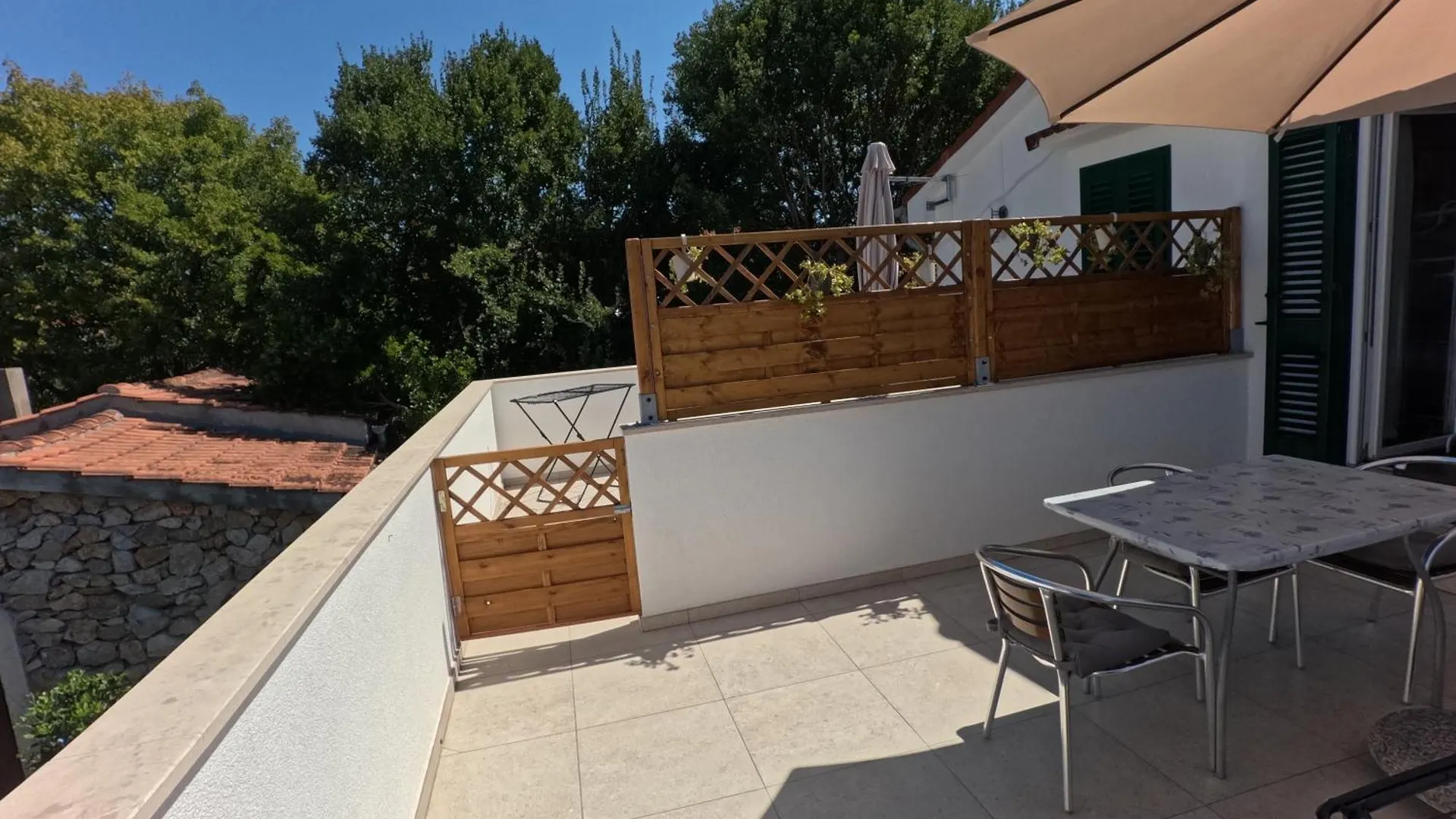 Apartmani Skrnjug Brzac
