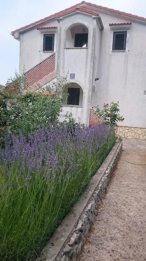 Apartmán Apartmani Skrnjug Brzac